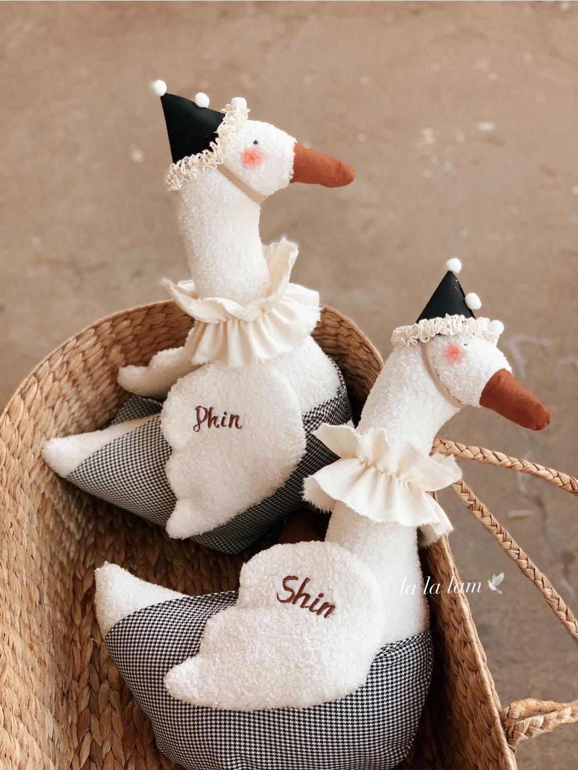 Personalized Plush Goose Doll: Embroidered Name, Vintage Nursery Decor