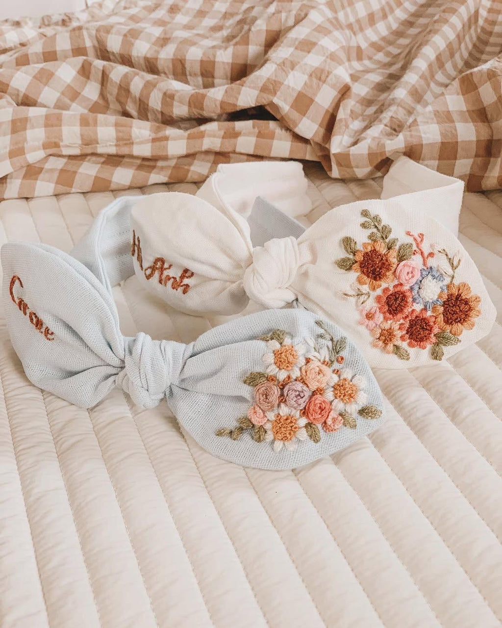 Personalized Baby Girl Linen Headband: Hand Embroidered Floral Name Bow