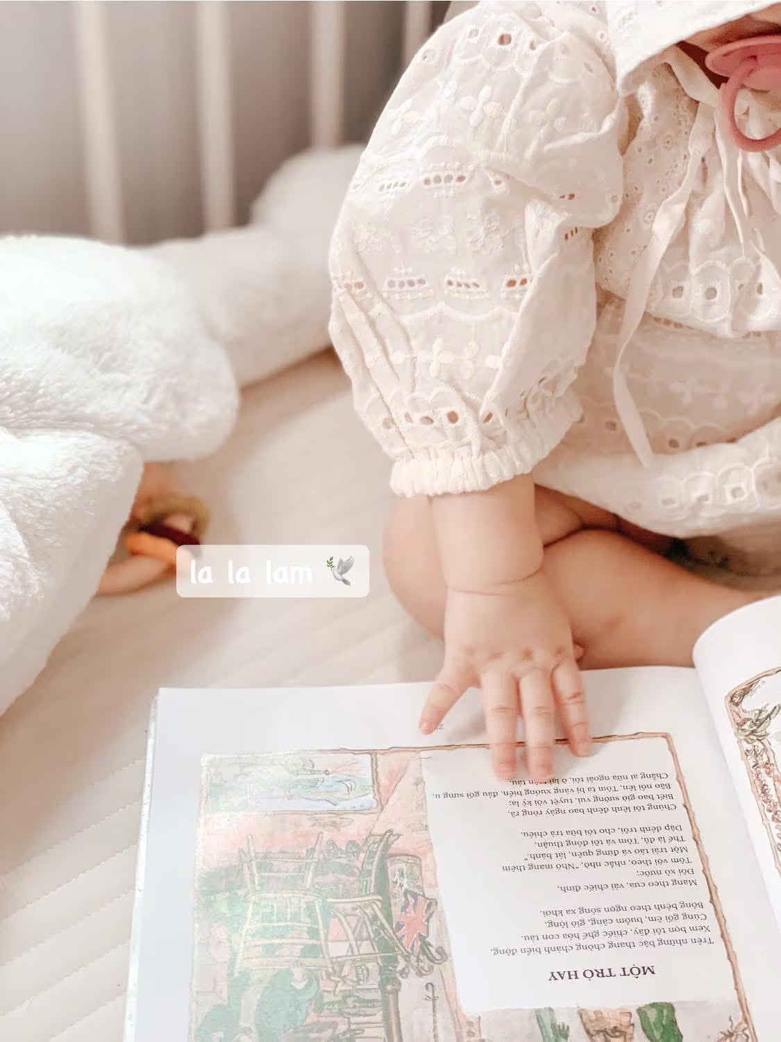 Handmade Eyelet Lace Baby Romper Set with Bonnet: Vintage Style Cotton Outfit